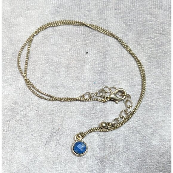 Minimalist Lapis Lazuli Gemmed Mini Pendant Necklace - Picture 6 of 6